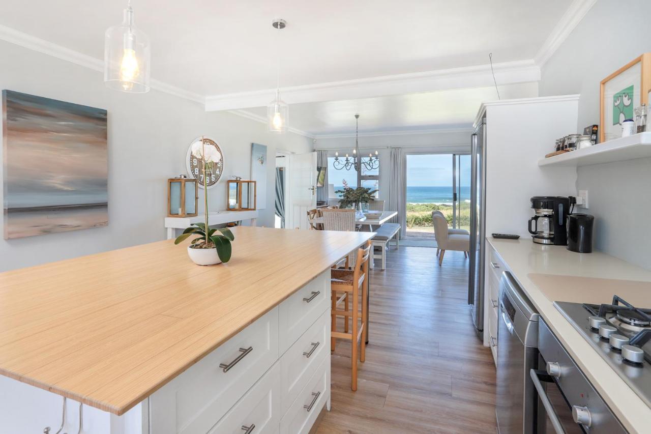 Seapearl Oceanfront Villa And Cottage Hermanus Buitenkant foto