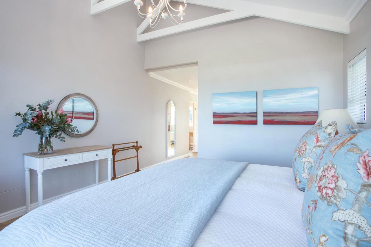 Seapearl Oceanfront Villa And Cottage Hermanus Buitenkant foto