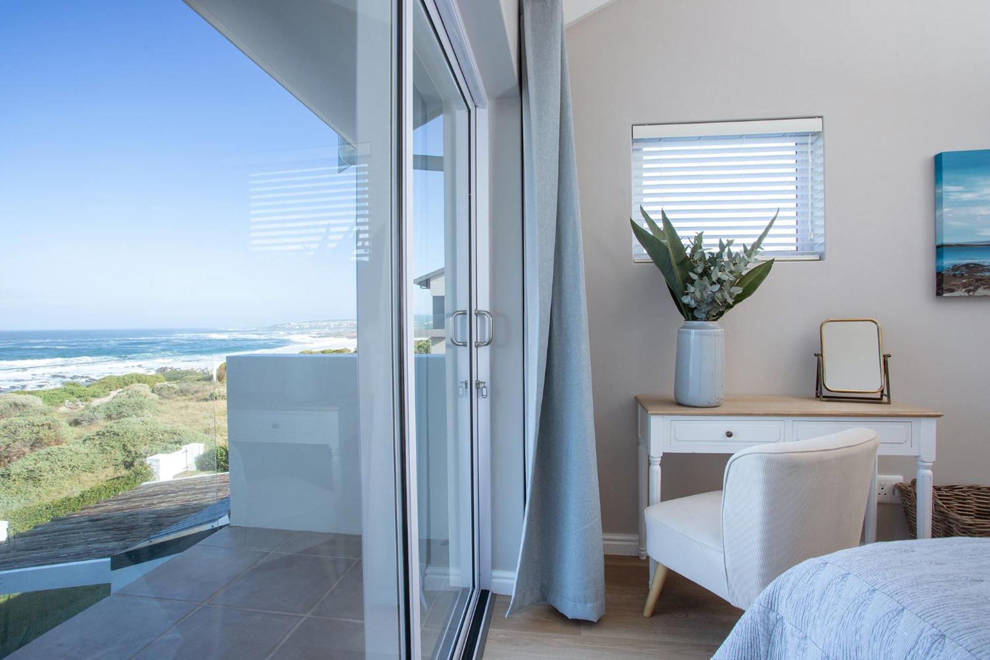 Seapearl Oceanfront Villa And Cottage Hermanus Buitenkant foto