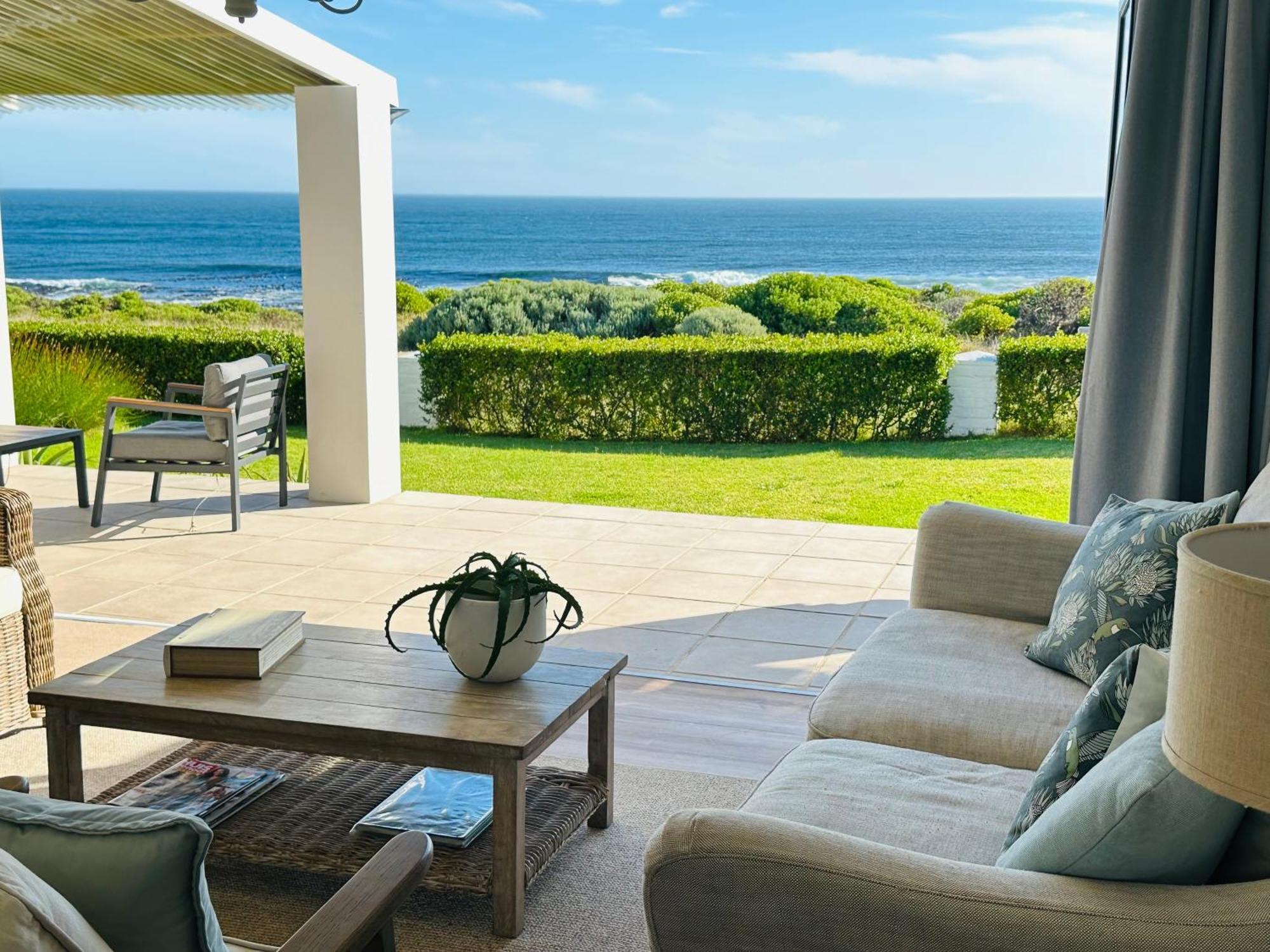Seapearl Oceanfront Villa And Cottage Hermanus Buitenkant foto